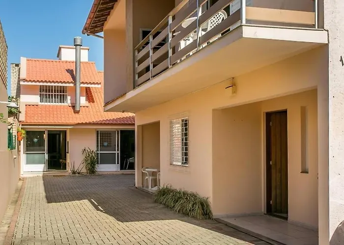 Modernos Chales A 90 Metros Da Praia