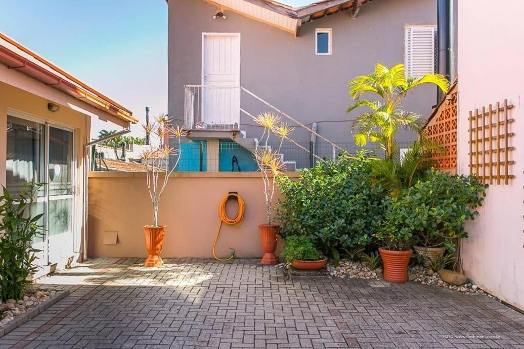 Casa de Férias Modernos A 90 Metros Da